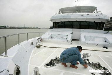 国产豪华游艇视频,匠心独运，畅游碧波之上